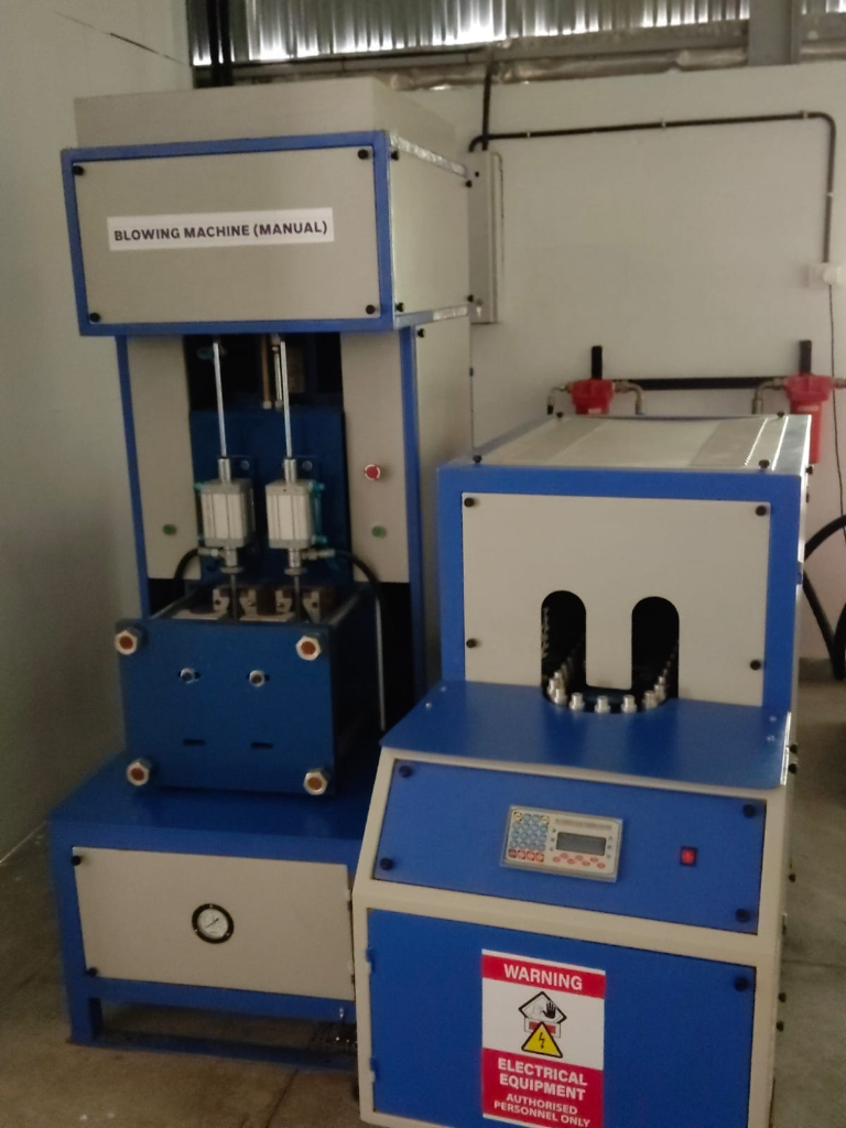 Automatic Bottle Blowing Machine